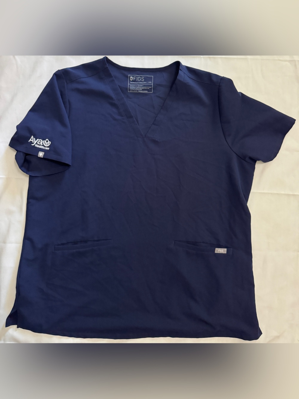 FIGS Navy Casma Scrubs Top Embroidered Sleeve Aya Healthcare Size XXL EUC